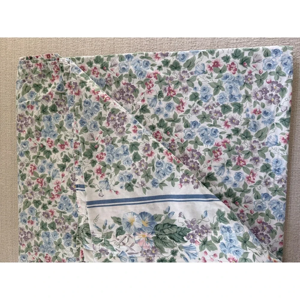 Vintage Dan River Percale Queen Flat Sheet White Blue Pink Floral Cottage